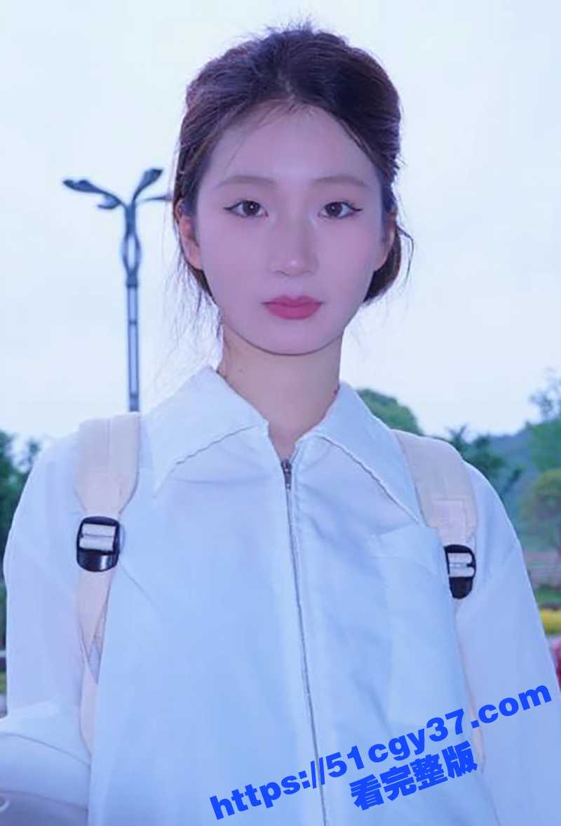 超美舞蹈系校花不雅视频流出 绿帽男友分享第一视角性爱淫拍 露脸骑乘口交 尺度赶超AV！