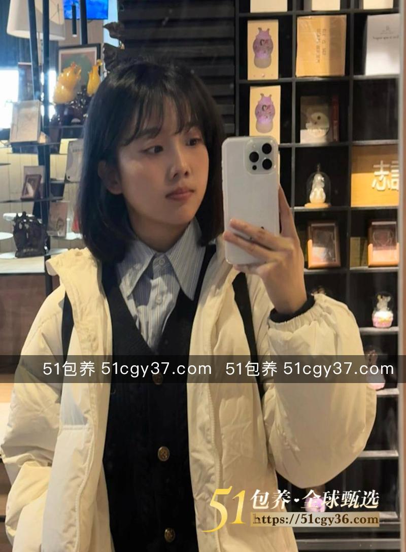 51包养 高端外围 | W2CD061001 成都处女妹妹 阳光清纯 大眼睛 质量保真 假一罚十