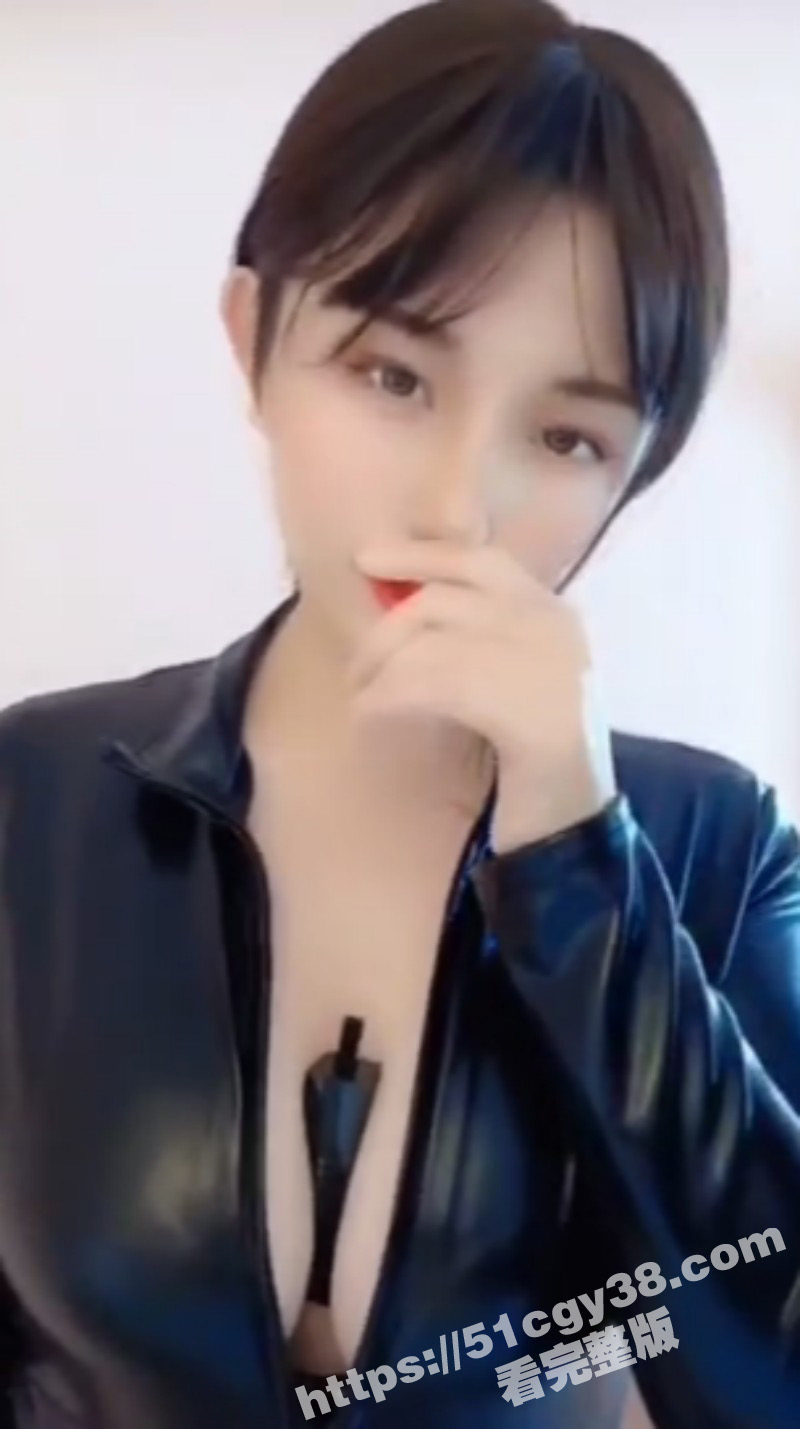 快手女主播晨曦兔子皮衣自慰私拍02