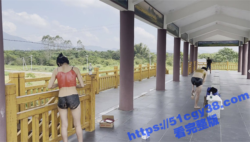 露出界扛把子 cikaimoon户外全裸人体彩绘 拷贝 5