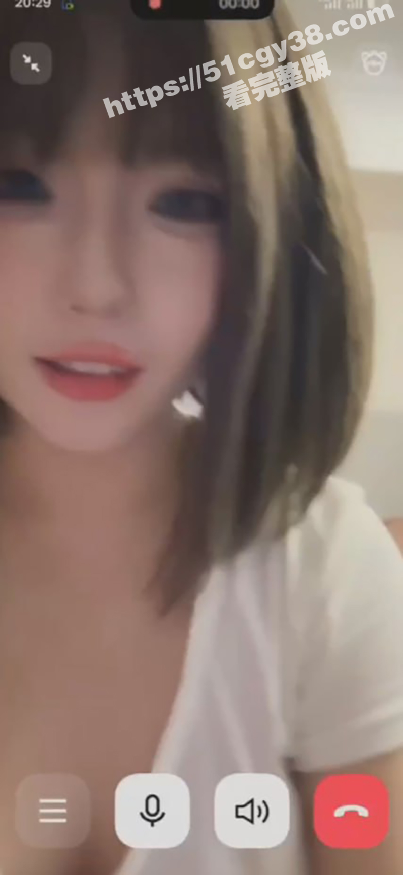瓜友陪玩店找了个裸聊嫩妹 居然是个高颜值巨乳极品 狂舔乳头爆操嫩穴 爽到直翻白眼！