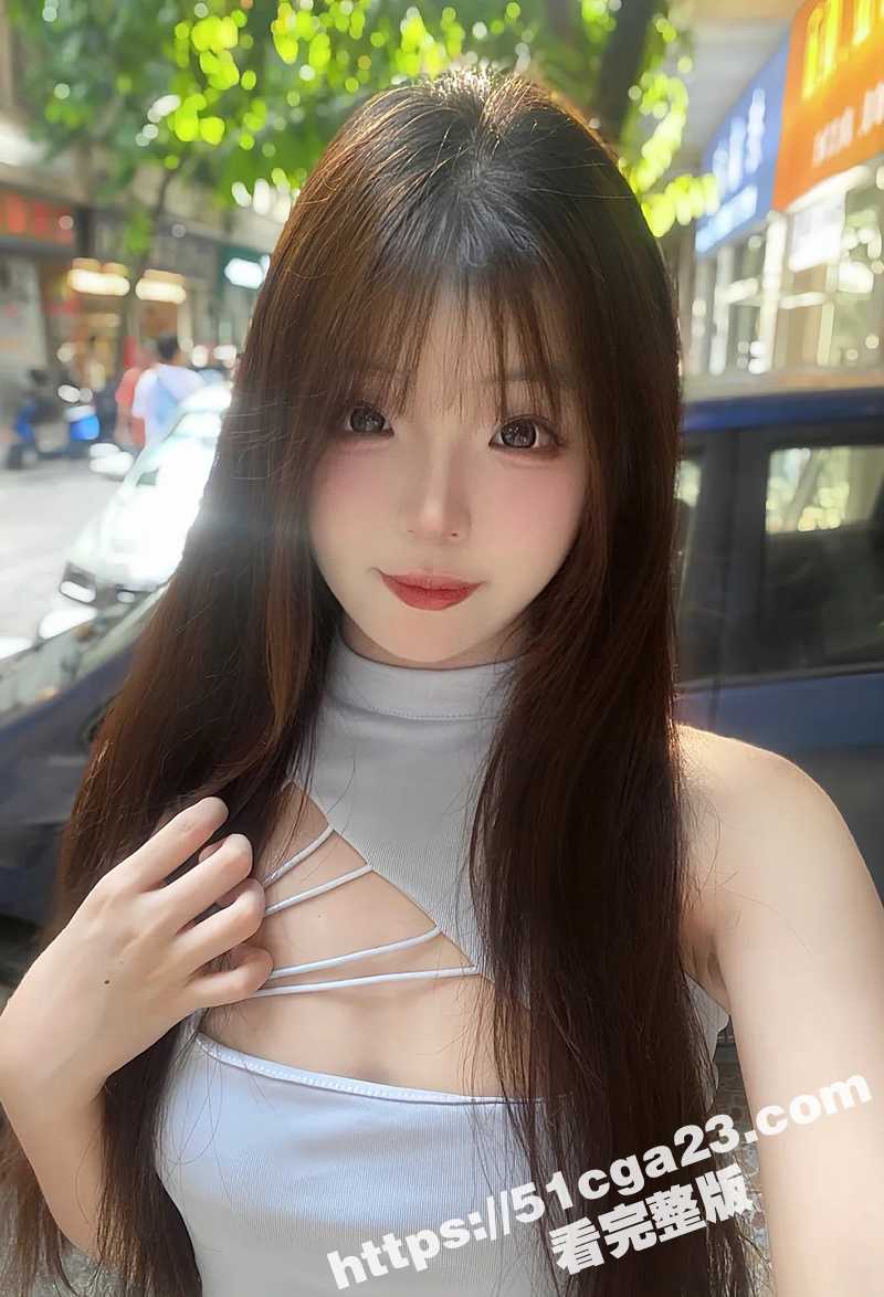 华南师范大学极品女大学生吴佳歆寝室私拍视频流出4拷贝