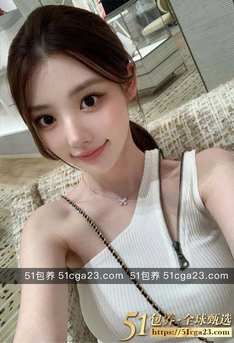 51包养 高端外围 | W1CQ062401 重庆顶级颜值微博达人 身材完美 配合度高 可一字马 敏感水多 质量保真 假一罚十