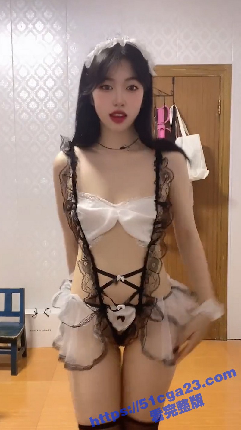 抖音露脸反差婊子子喜裸舞自慰福利 6