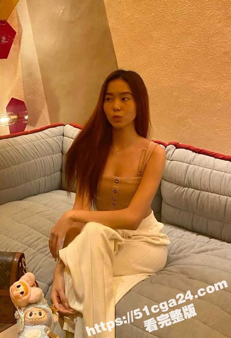 高颜值混血儿小网美早期自拍的露脸口交做爱视频曝光7拷贝