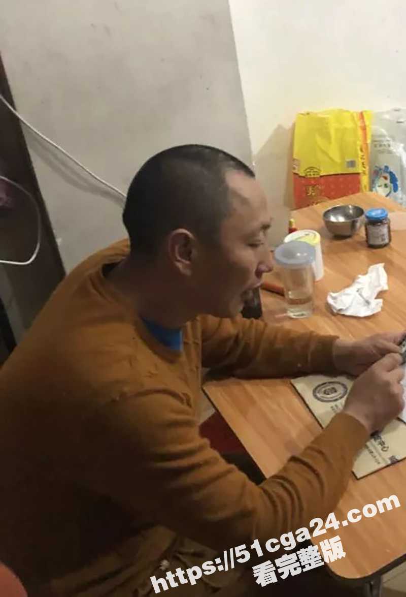 救助上百名孕妇及弃婴的网红“和尚爸爸”道禄被警方逮捕10拷贝