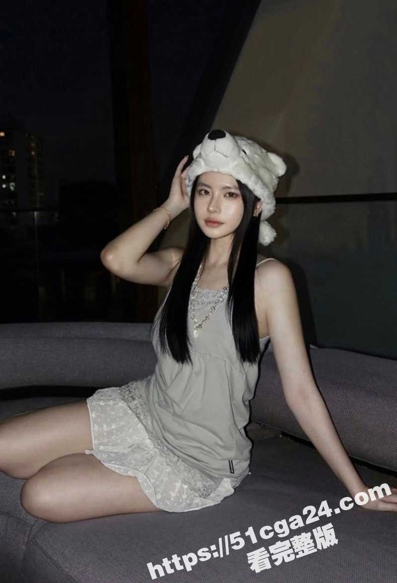 马来西亚高颜值美女潘纬倩不雅视频流出4拷贝