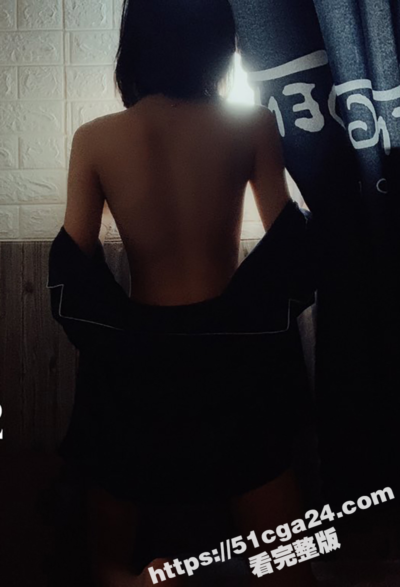 推特反差婊CandyTt0211户外露出视频流出6拷贝