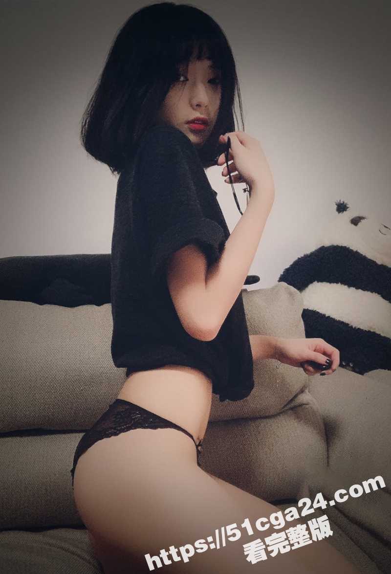 推特反差婊CandyTt0211户外露出视频流出8拷贝