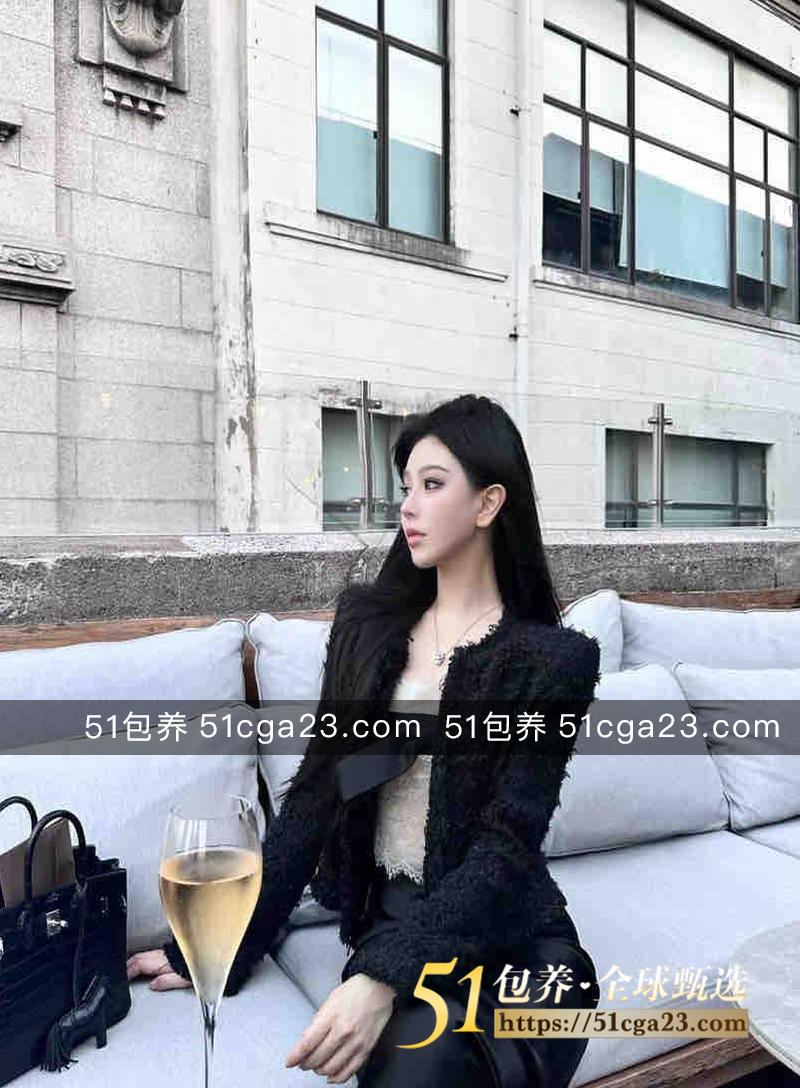 51包养 高端外围 | W2FZ062702 福州可纯可御妹妹 服务好性格好温柔 皮肤雪白 颜值抗打 质量保真 假一罚十