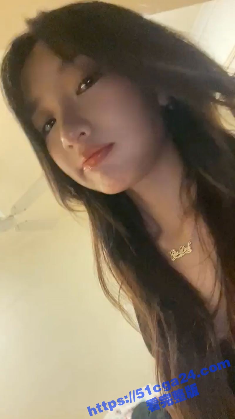 完美身材清纯乖乖女性爱视频流出 4