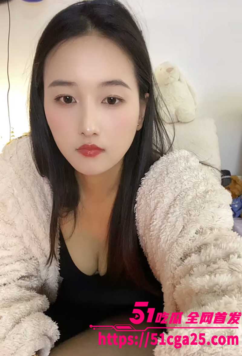 B站反差福利姬吸金小草莓私人订制不雅视频流出3拷贝