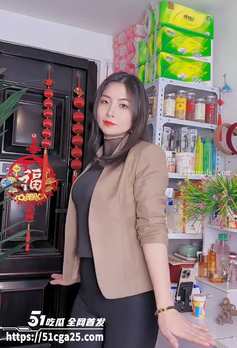 快手网红刘姨不雅视频爆出 4 拷贝