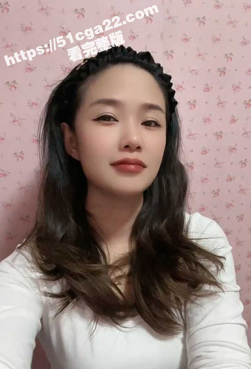 黑龙江人妻 于春妹 婚内出轨约炮视频流出 被扯烂黑丝后入爆操 淫穴白浆四溢 反差骚劲十足！