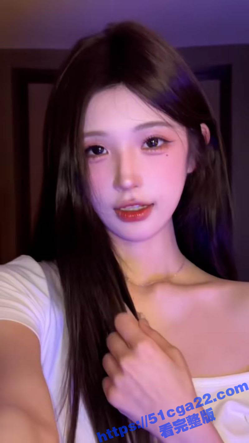 抖音近600万粉丝网红若琳pepper直播时漏点 5
