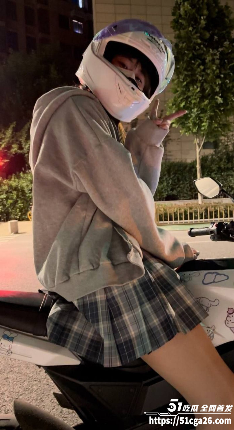 约啪大神 江南第一深情 拿下极品反差机车妹 闺房后入圆润翘臀 蜂腰纤细浪叫极度诱人！