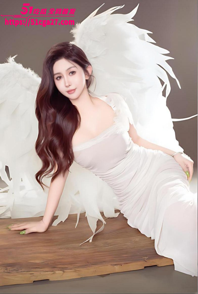 抖音43万粉短剧女演相关图片
