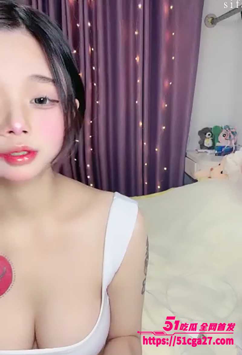 巨乳网黄主播 纯情的皮皮 情色直播精选 第二弹！性感女仆大奶呼之欲出 淫骚裸舞揉弄多毛蜜穴！