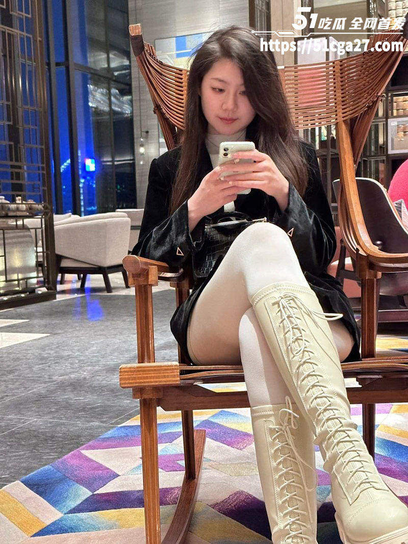 抖M反差女大学生 口相关图片