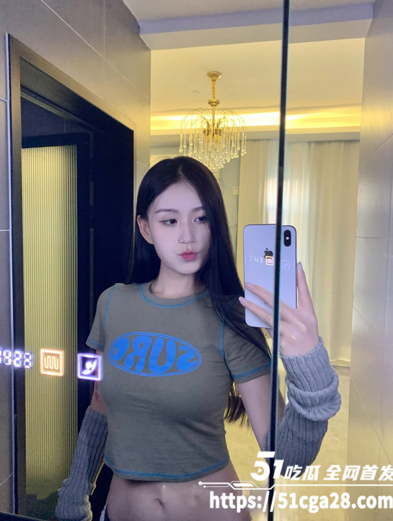 极品反差女大学生 郝丽华 s形身材极品美乳 被男友各种姿势无套狂草 做爱视频惨遭流出！