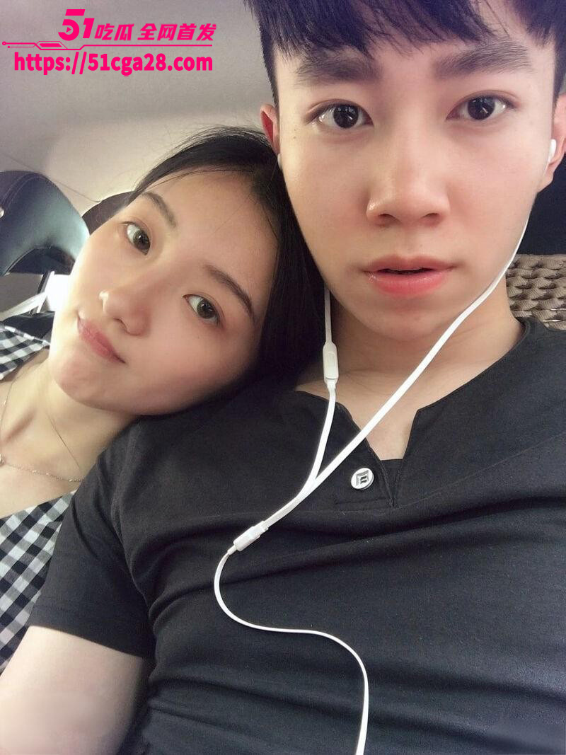 清纯黑丝小美女 与男相关图片