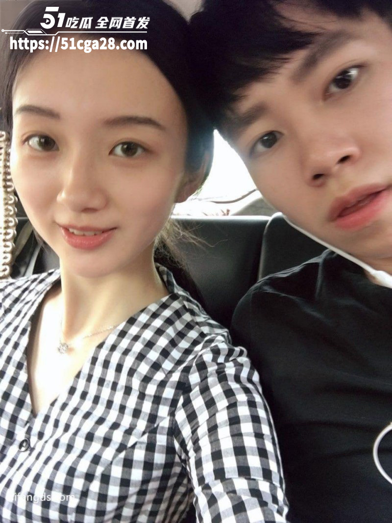 清纯黑丝小美女 与男相关图片