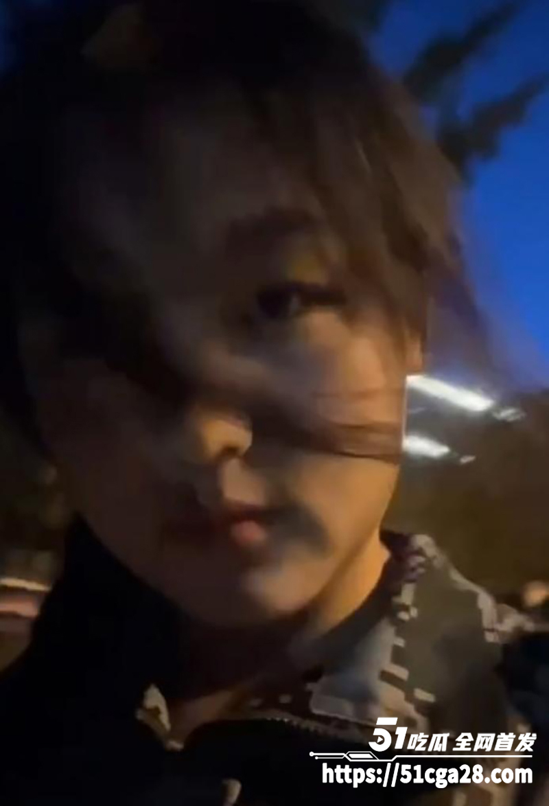 反差女大学生 大馋丫头 勾搭姐夫裸聊自慰 激情抠逼视频曝光！