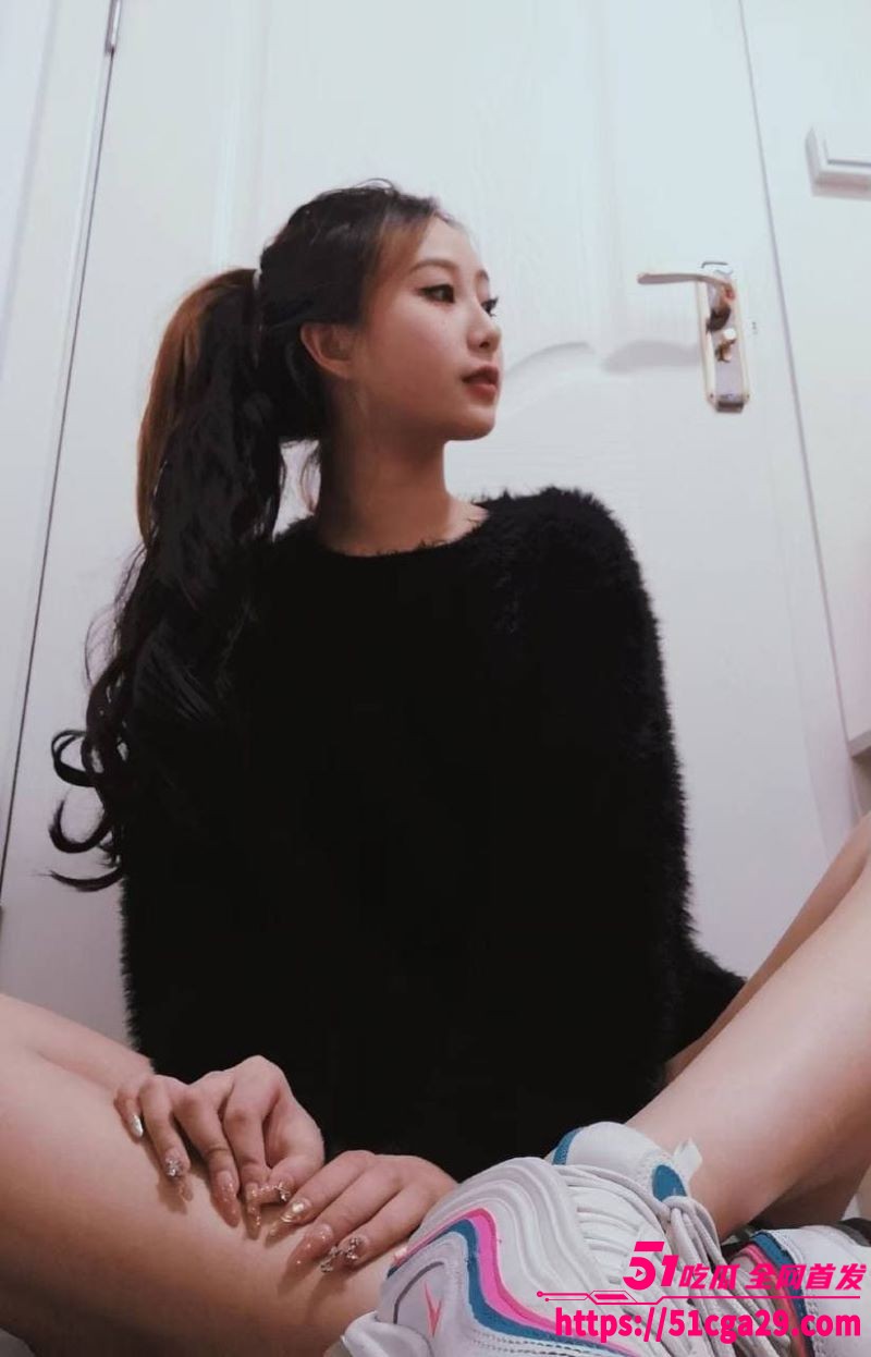 辽宁大学舞蹈生 李玉相关图片