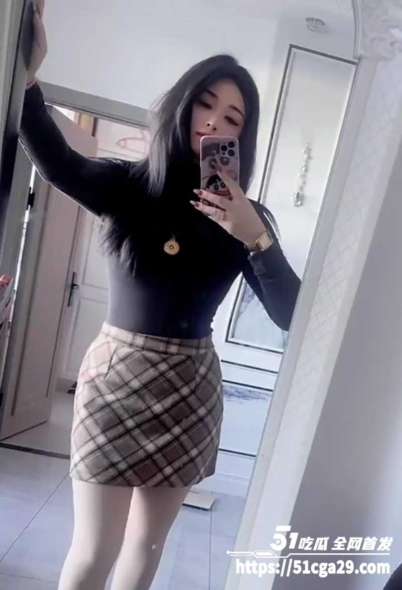 快手刘大美不雅视频流出 4 拷贝