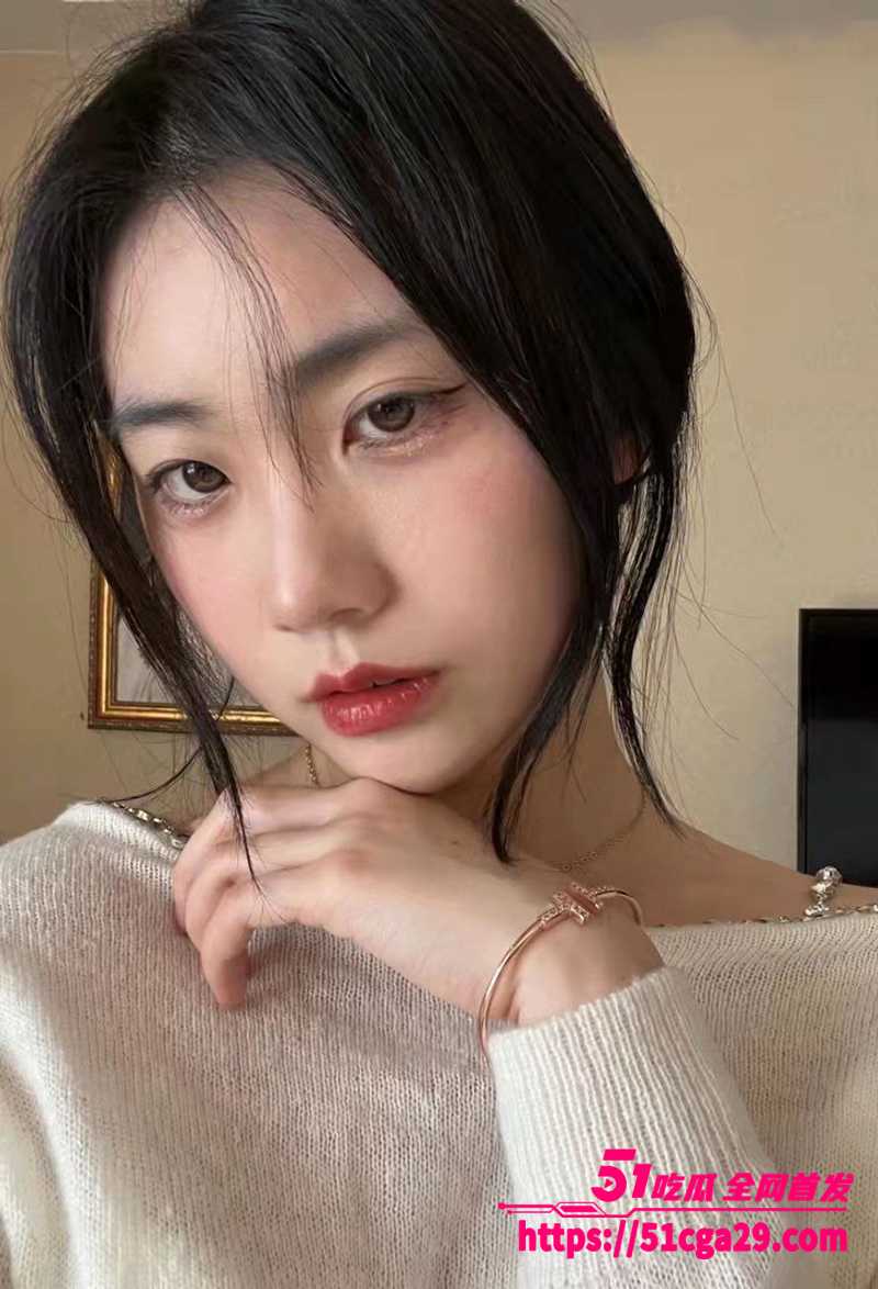 极品健身女神 悲哀小狗 大尺度私拍流出 全裸露穴假屌自慰 露脸口交表情无比淫骚！