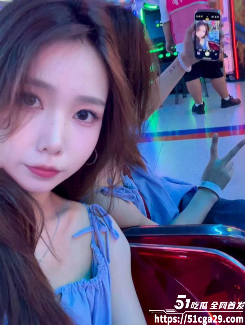 新疆昌吉美少女 杜洁相关图片