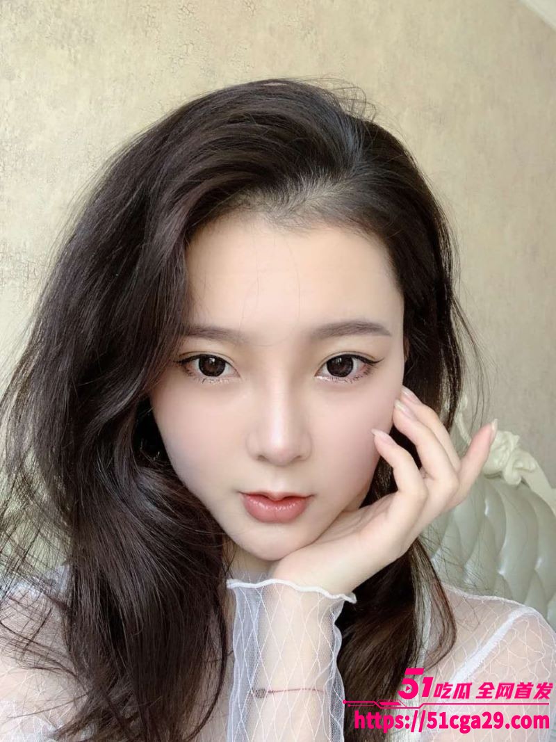 舞蹈系校花 秋燕燕 相关图片