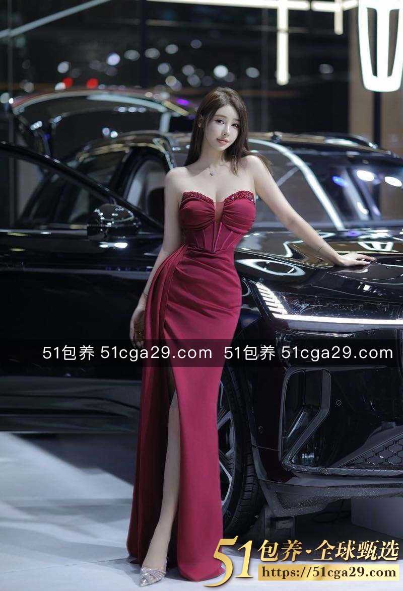 51包养 高端外围 | W1BJ070804 北京顶级身材女神级模特 身材火辣 全身雪白 极品美腿堪称腿玩年 质量保真 假一罚十