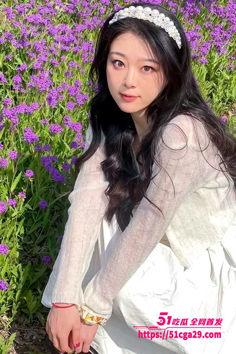 瓜友投稿 反差学生妹前女友 白丝足交疯狂榨精 口交技术相当娴熟！