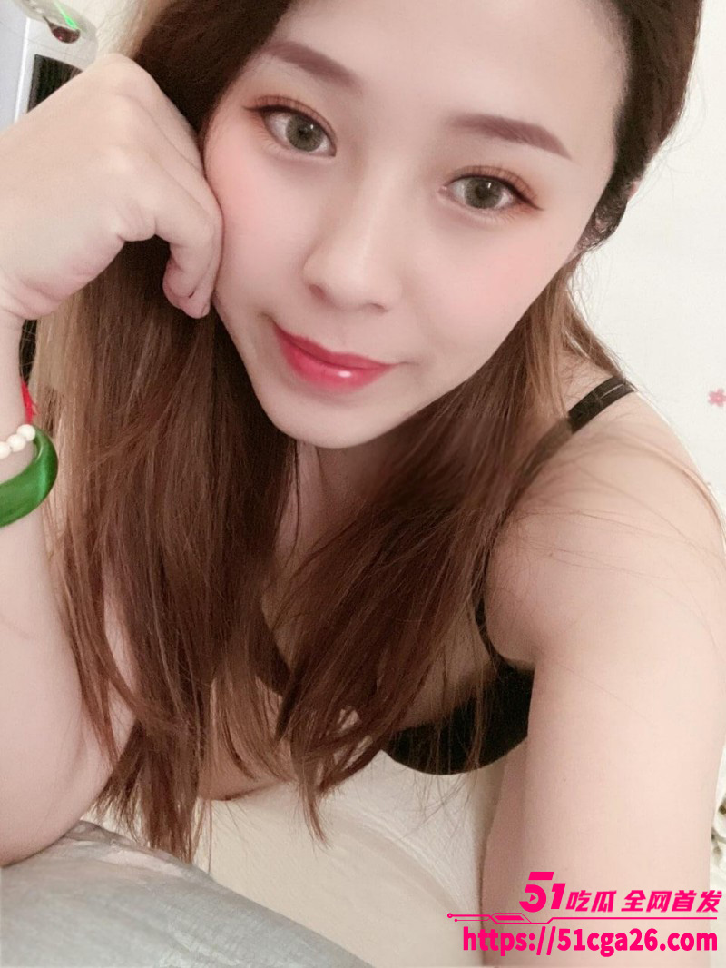 台湾人妻qazwsx1788888大尺度露脸私拍02