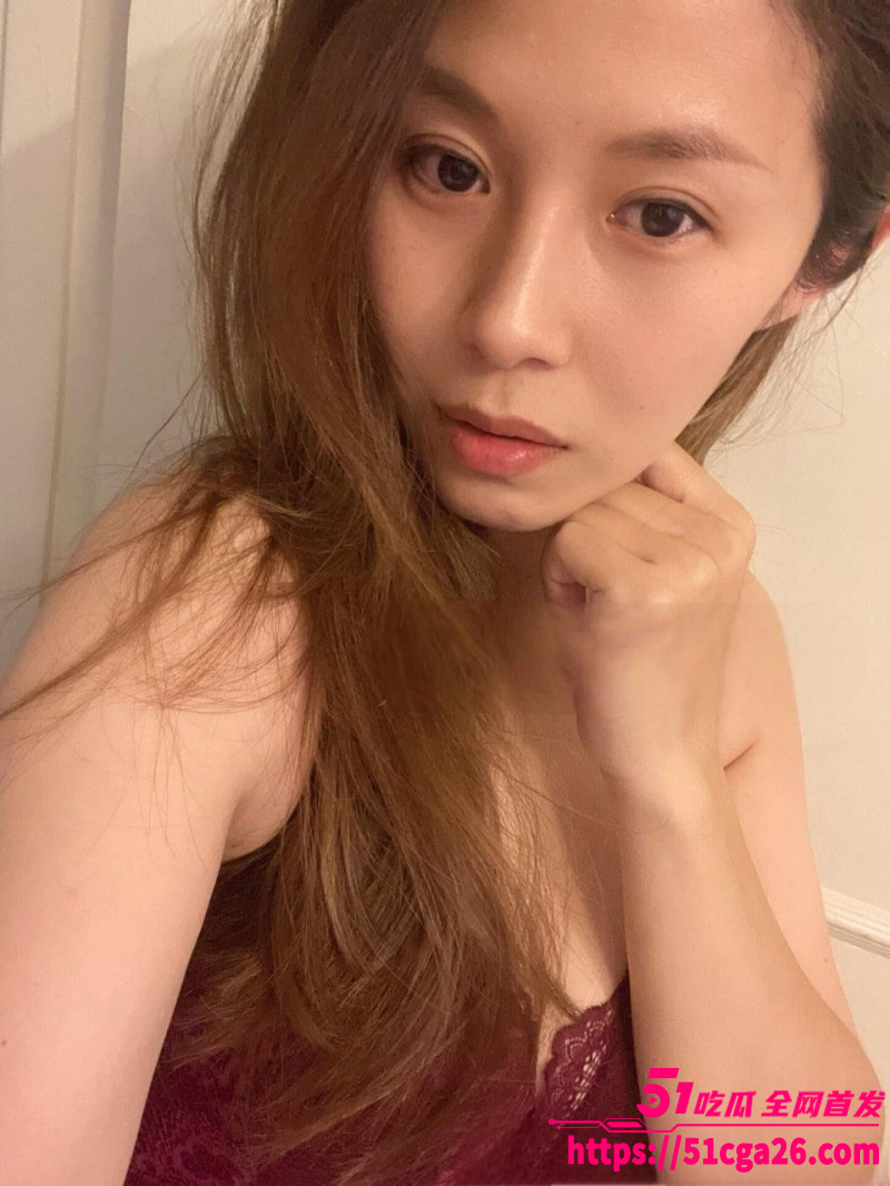 台湾人妻qazwsx1788888大尺度露脸私拍04