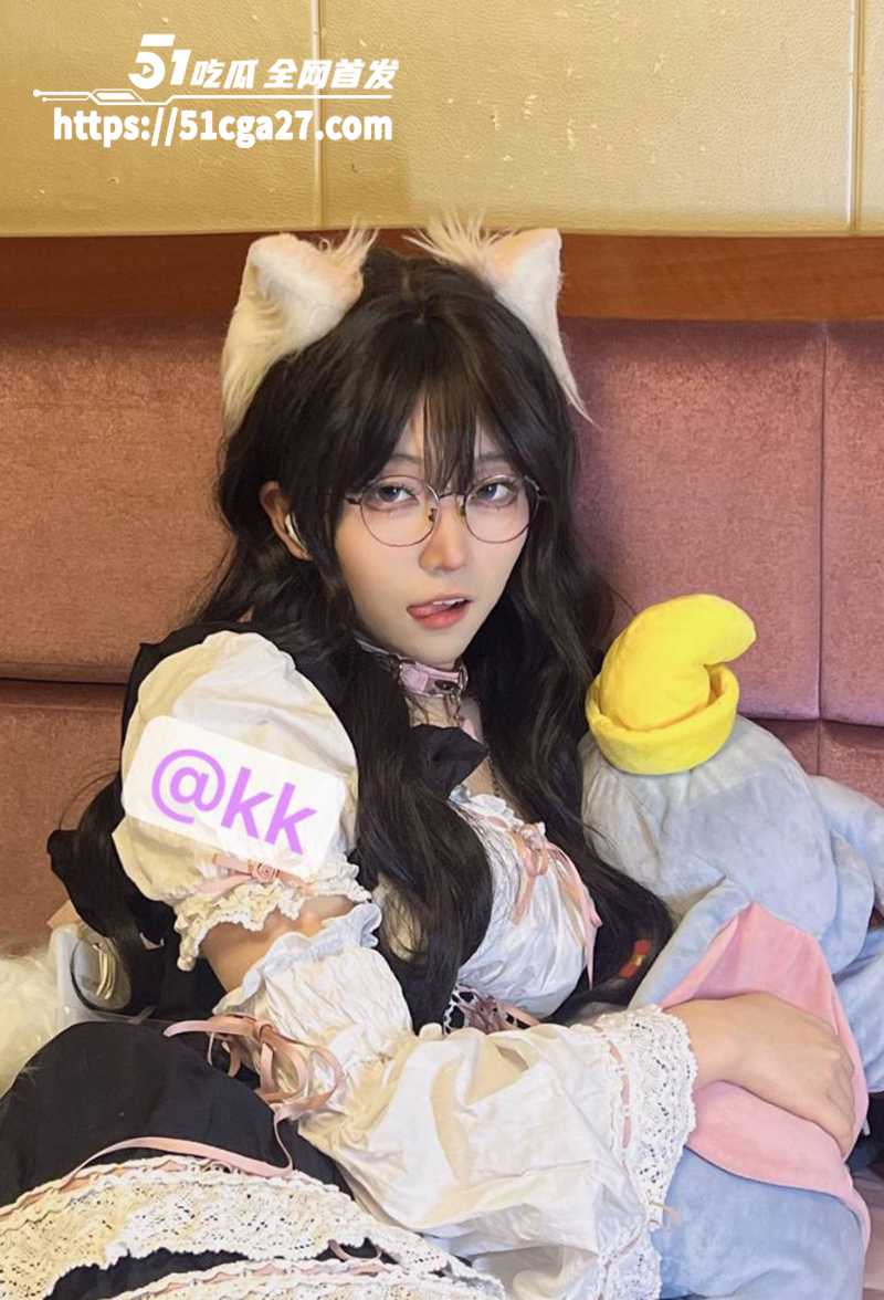 抖音超美网红 虎皮折耳猫 大尺度性爱视频被曝 露脸口交被主人无套爆操 COS自慰玩法超淫！