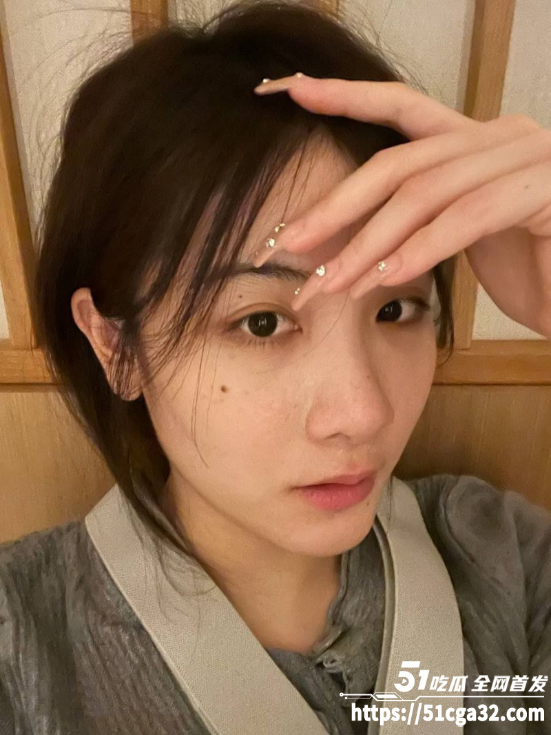 广西南宁安澜为帮男友还债下海卖逼04