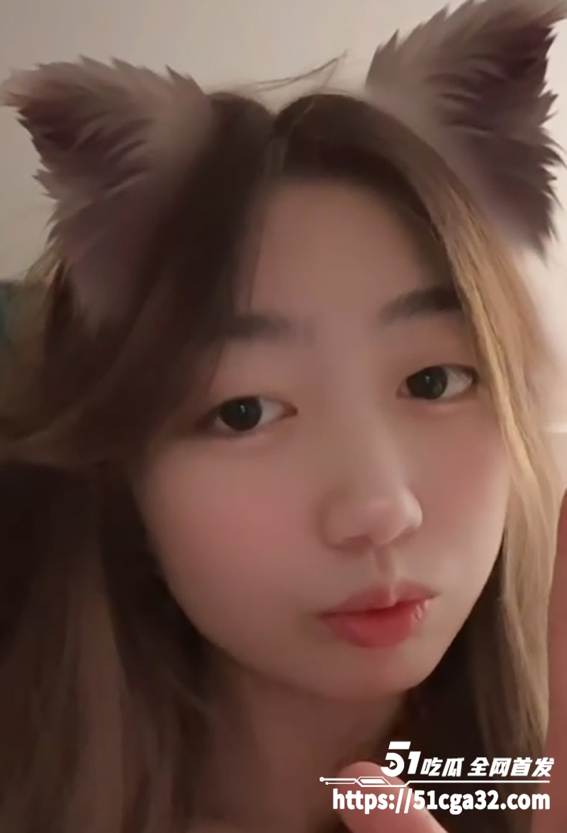 清纯反差少女网调约炮视频曝光 为刺激网上认主 线下约炮被主人狂操 超美尤物床上淫劲爆棚！
