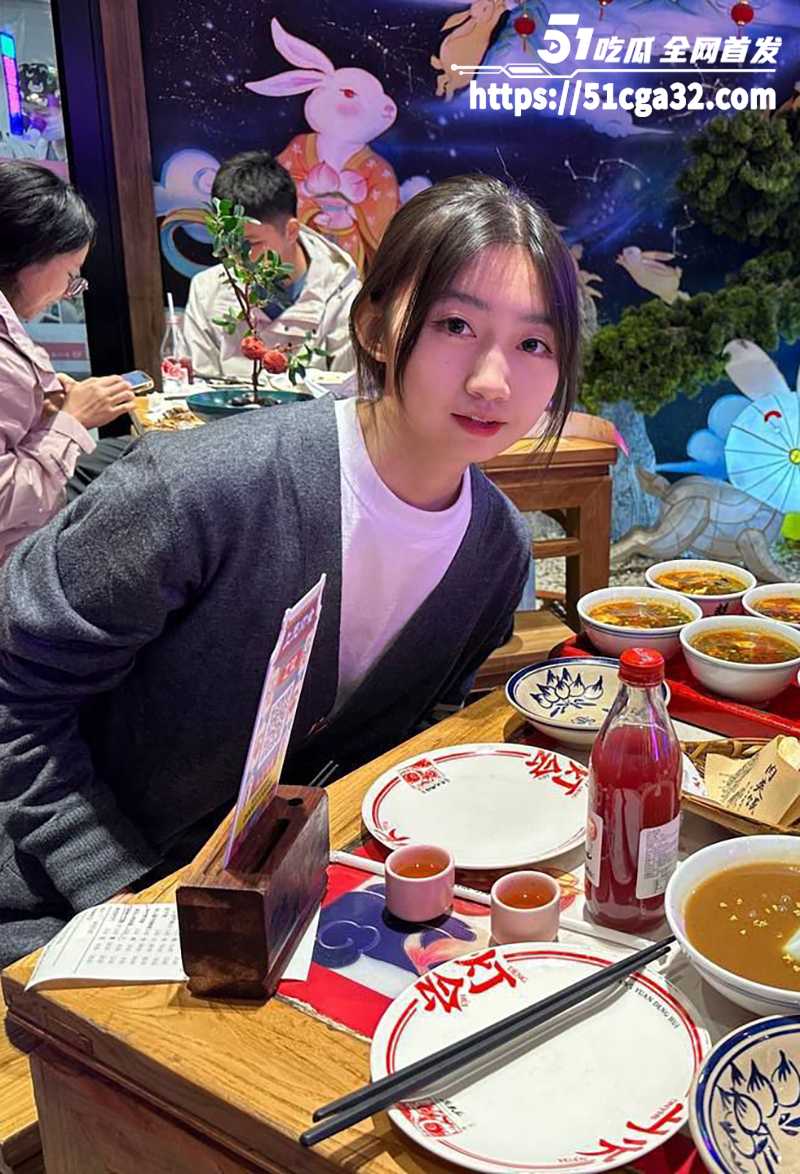 清纯美女线下约炮调教视频曝光 2 拷贝
