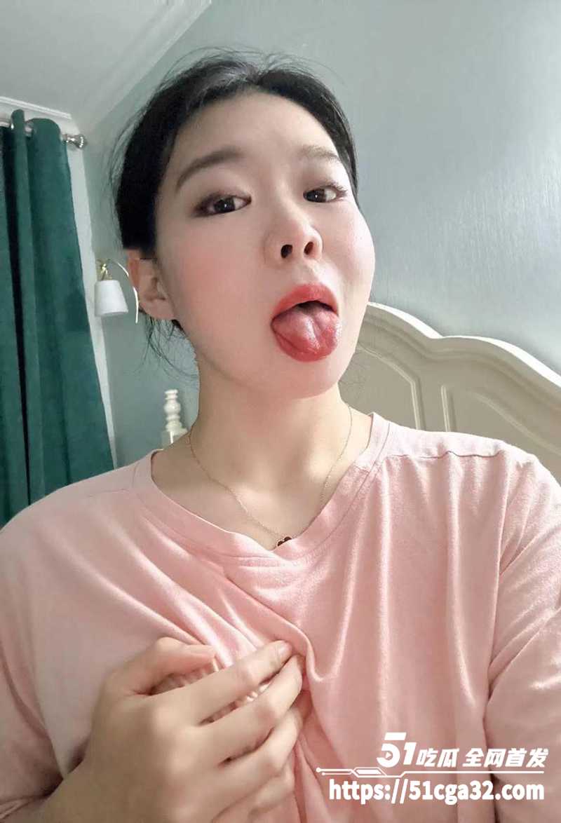 福建已婚人妻绿帽性爱视频流出 5 拷贝