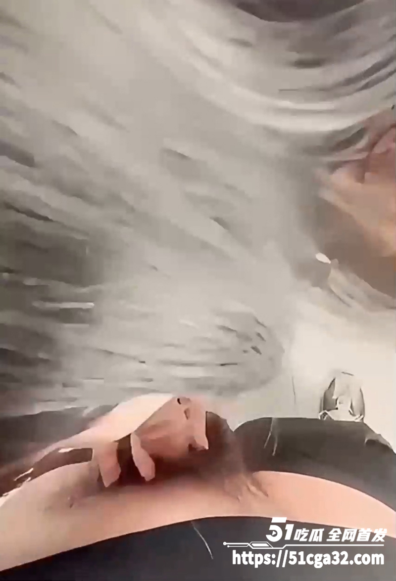 清纯小姐姐不雅视频曝光 3 拷贝