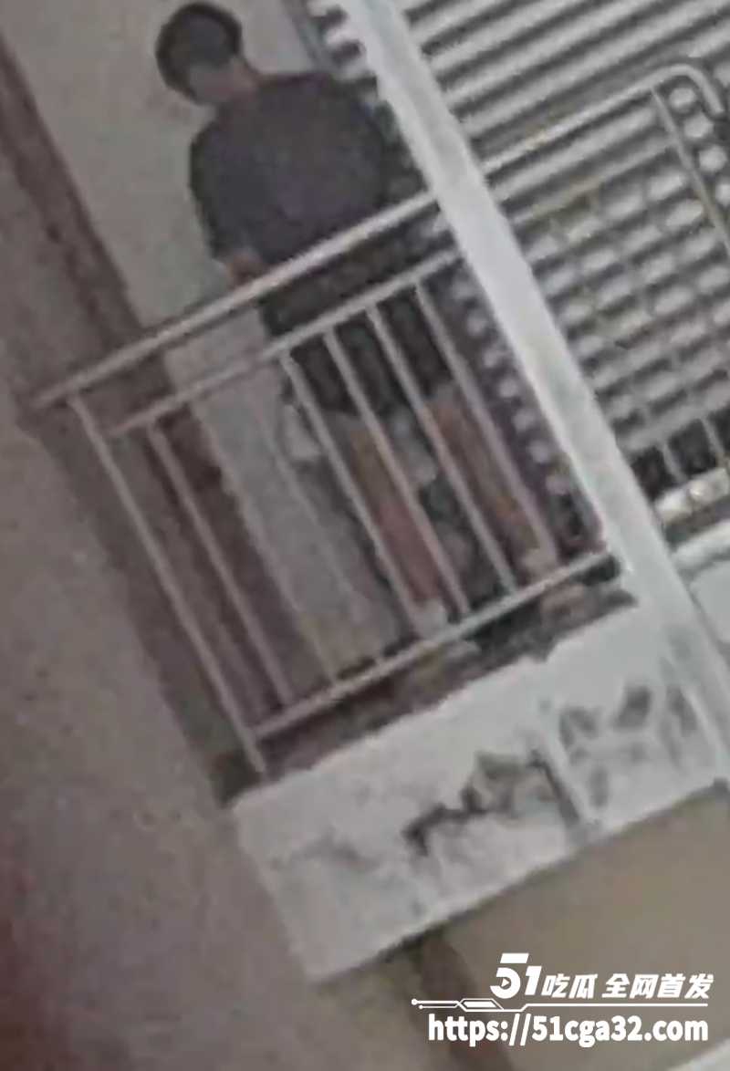 仁寿县第二高级职业中学大学生教学楼野战偷拍视频曝光3