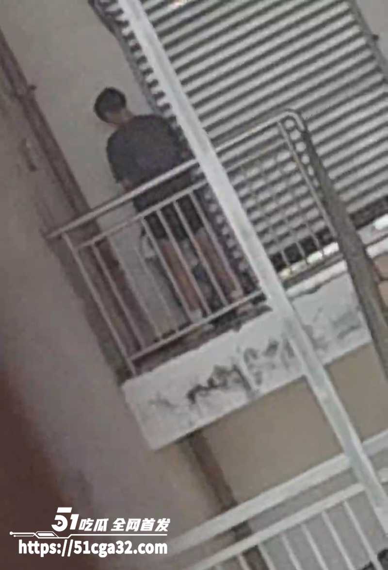 仁寿县第二高级职业中学大学生教学楼野战偷拍视频曝光5