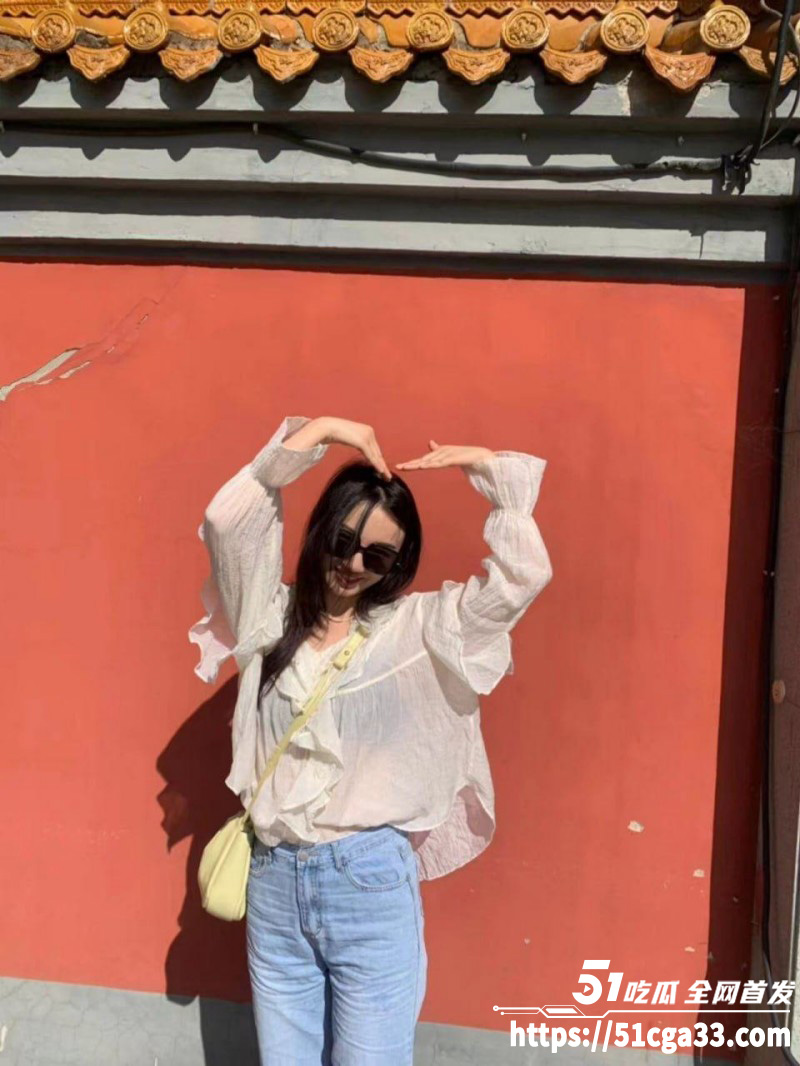 浙江宁波旅游规划师 姚敏 刚结婚就瞒着老公四处卖逼 酒店被金主调教暴操 爽到失禁喷尿！