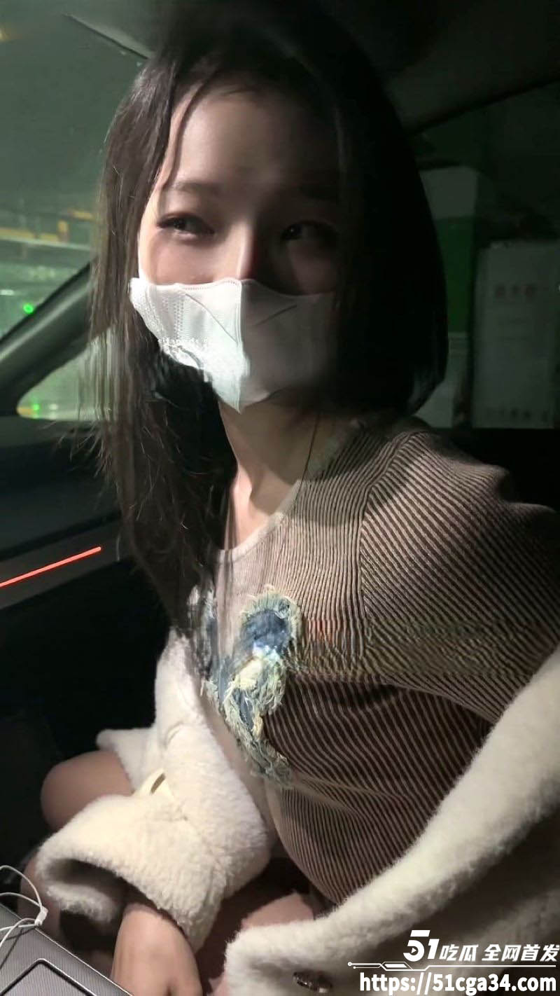 绿帽淫妻博主 暖暖小淫妻 群P福利视频流出 单男轮番上阵老公掌镜 口交啪啪淫靡不堪！