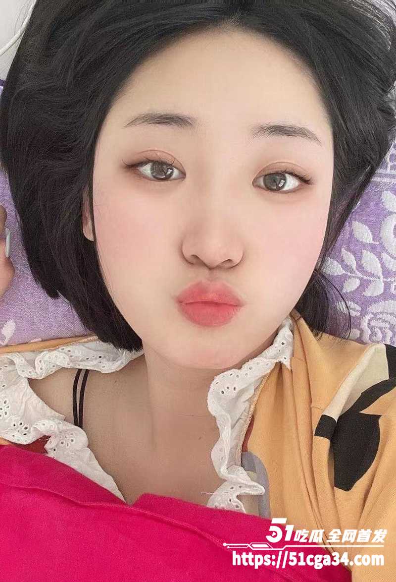 甘肃饭店老板娘 马艳艳 出轨视频泄露 少妇情趣套装加身偷情 露脸舔屌玩足交无套被操 换着花样伺候炮友！