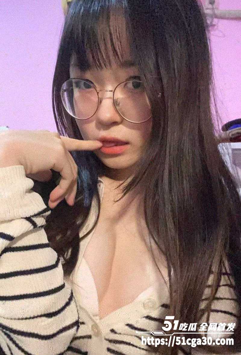 南京师范大学美女反差大学生性爱视频曝光4拷贝