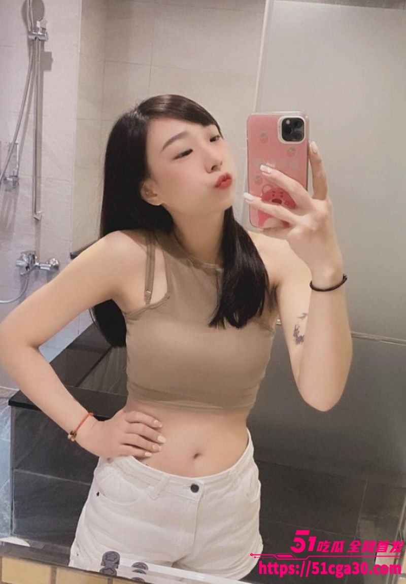 超抗操的美牙师晴晴与男友自拍性爱视频 2