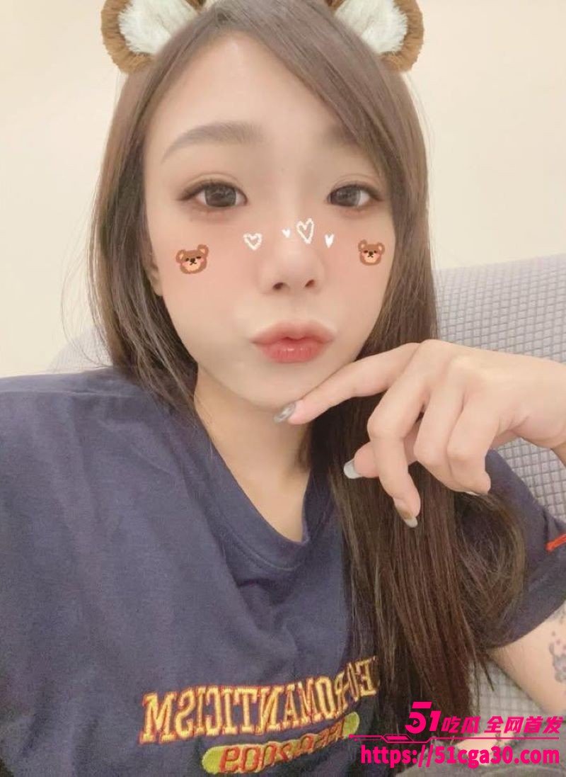 超抗操的美牙师晴晴与男友自拍性爱视频 4